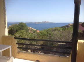 Trilocale con terrazzo vista mare a Baja Sardinia Baja Sardinia